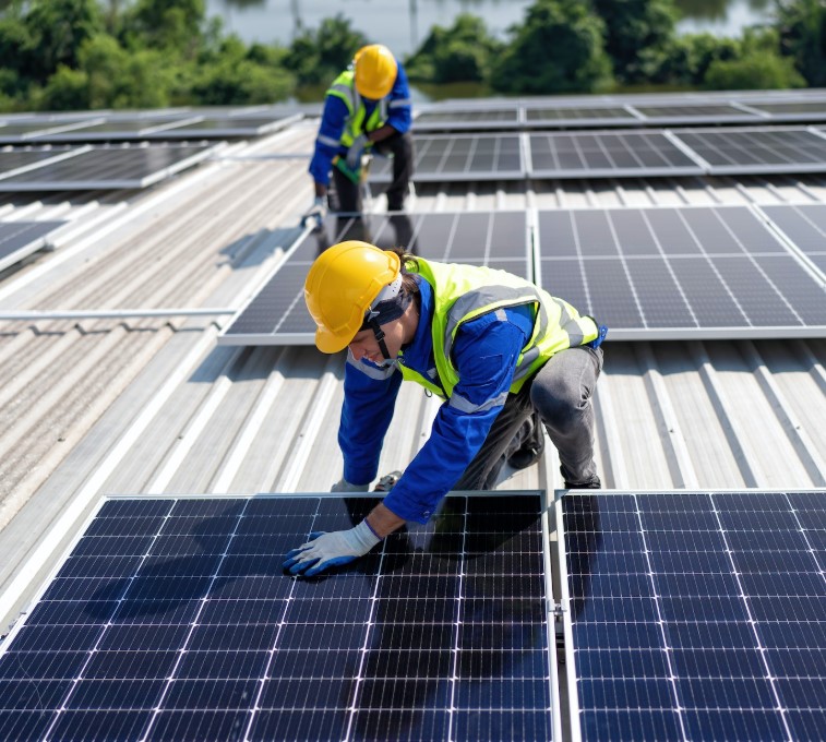 Solar Water Heating System – Flat Plate or Evacuated Tube Solar Hot Water Heater for Residential, Commercial, and Industrial Applications